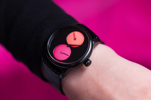 Louis_Erard_Regulateur_X_Sylvie_Fleury, Wristshot