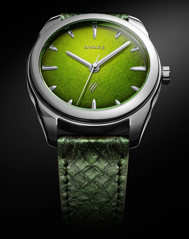 WatchTime-Awake-JurassicWatch-Freisteller.jpg Awake – Jurassic Watch, Edelstahluhr, grünes Ziffernblatt