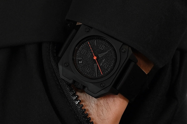 Hegid, schwarze monochrome Edelstahluhr