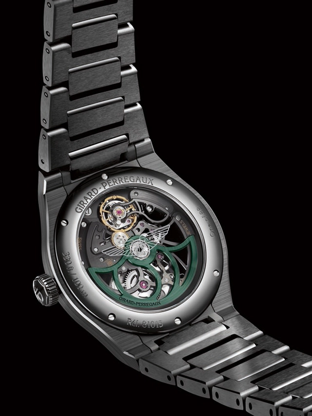 Girard-Perregaux Laureato Skeleton Aston Martin Edition, Gehäuseboden mit Blick auf das Uhrwerk
