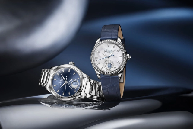 Glashütte Original: Serenade Luna Stahl mit blauem Zifferblatt und Perlmuttzifferblatt mit zusätzlichen Diamanten