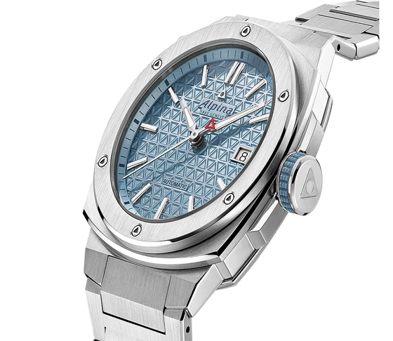 Alpina_AL-525LB3AE6B_Alpiner_Extreme_Automatic_Side