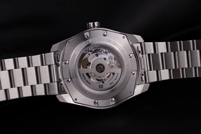 Formex-Essence-Space-Glacier-COSC-Automatic-Boden