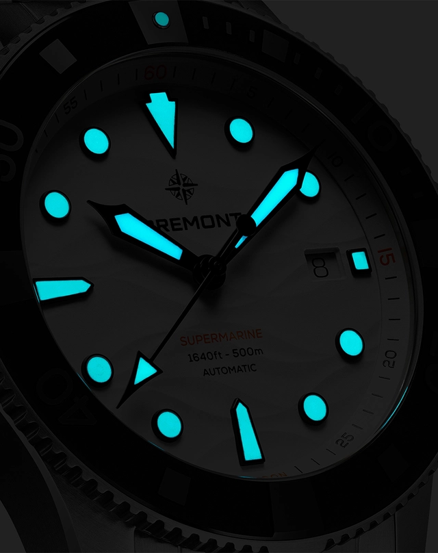 Bremont – Supermarine 500M Polar White, Taucheruhr mit weißem Zifferblatt und Superluminova