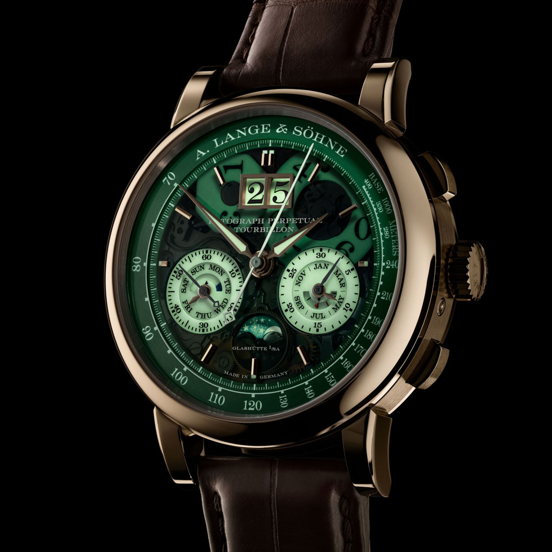 WatchTime-ALS-Datograph-Perpetual-Tourbillon-Lumen-Nacht.jpg?width=1920&format=webply