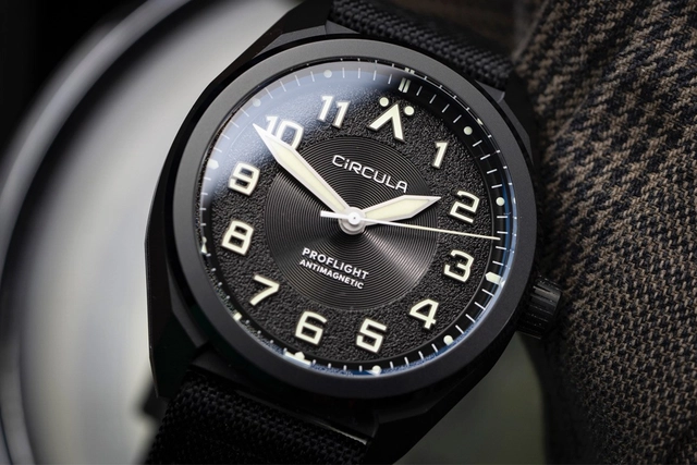 Circula – ProFlight Circula – ProFlight, schwarze Fliegeruhr mit Automatikwerk