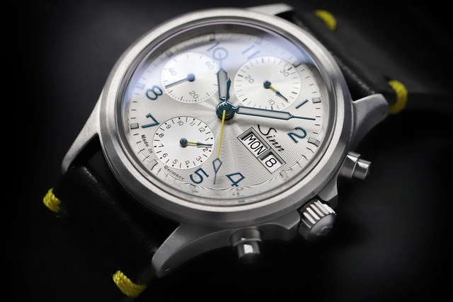 WatchTime-Sinn-356SaFlieger3Commerzbank-Quer.jpg