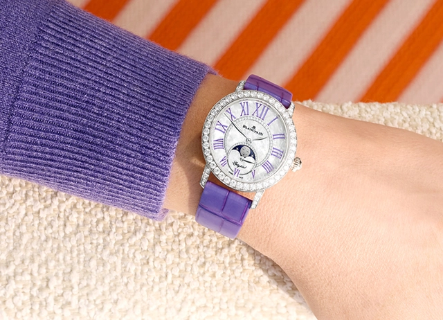 Blancpain Ladybird Purple, Wristshot