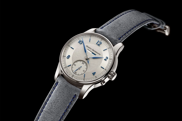 Moritz Grossmann Benu Gangreserve Weißgold schräg