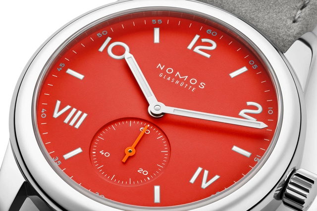 Nomos Glashütte: Club Campus Nonstop Red