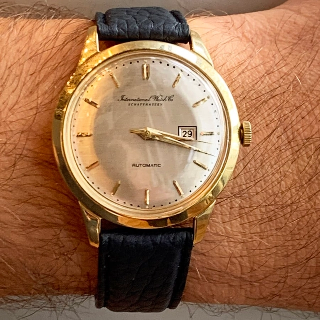 WatchTime Düsseldorf 2022: Besucher Wristshot Vintage IWC