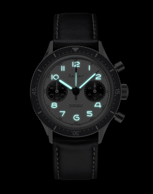 Hanhart 415 ES Panda bei Nacht Hanhart 415 ES Panda bei Nacht