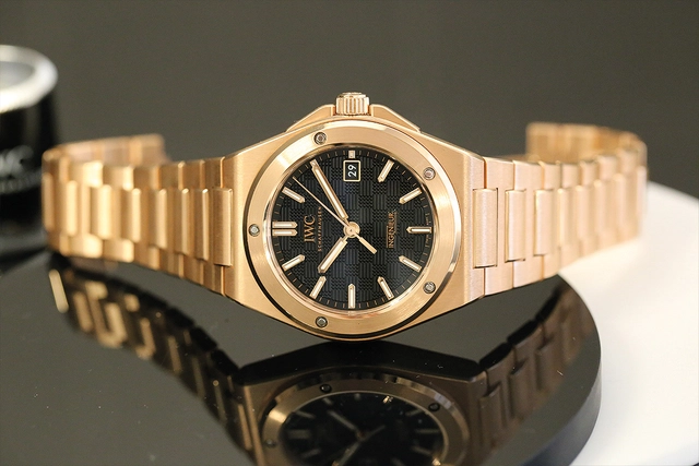 IWC Ingenieur Automatic 40 in 18 Karat 5N Gold