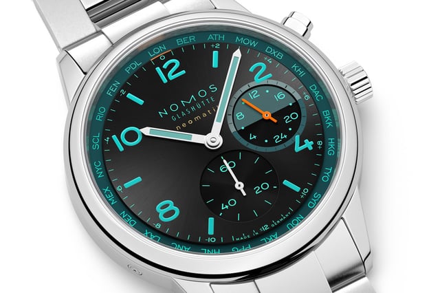 Nomos-Glashuette_Club_Sport_neomatik_Worldtimer_Night-Navigation-Trace.jpg?width=640&format=webply