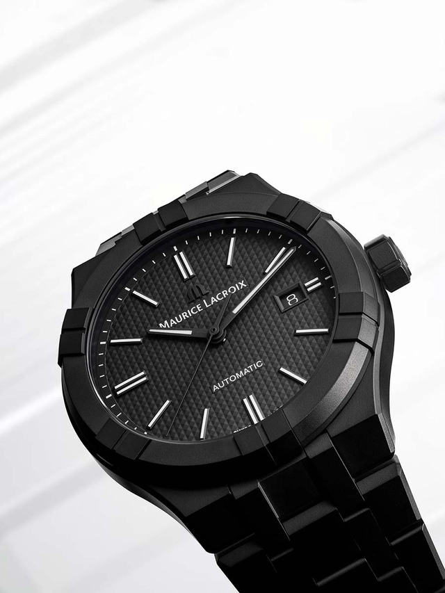 Maurice_Lacroix_AIKON_Automatic_Ceramic_schwarz