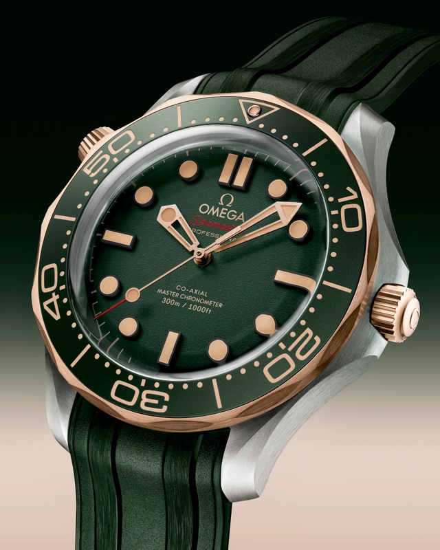 OMEGA_SeamasterDiver_TitanBronzegold, Kautschukband