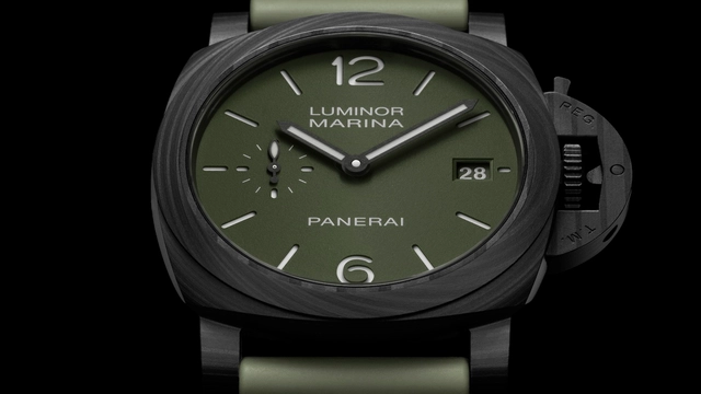 Zifferblatt der Panerai Luminor Quaranta Carbotech PAM01526