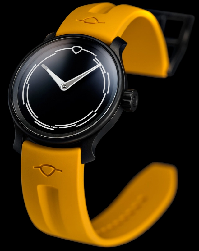 Ming – 37.02 Monolith, ausgefallene Automatikuhr mit Leuchtmasse