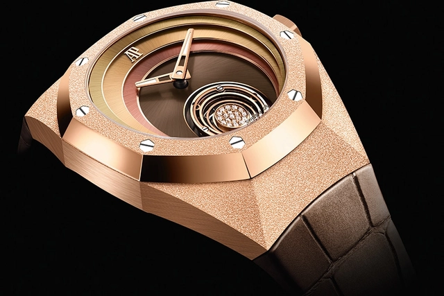 Audemars-Piguet-Royal-Oak-Concept-Flying-Tourbillon-Tamara-Ralph-Detail.jpg