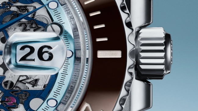 Detail, Zifferblatt, Datumsfesntser, Krone der Artisans De Genève Rolex Submariner „Brown Ice“