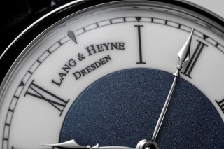 Lang & Heyne Friedrich III. Remontoir Sincere Platinum Jubilee Edition Zifferblattdetail