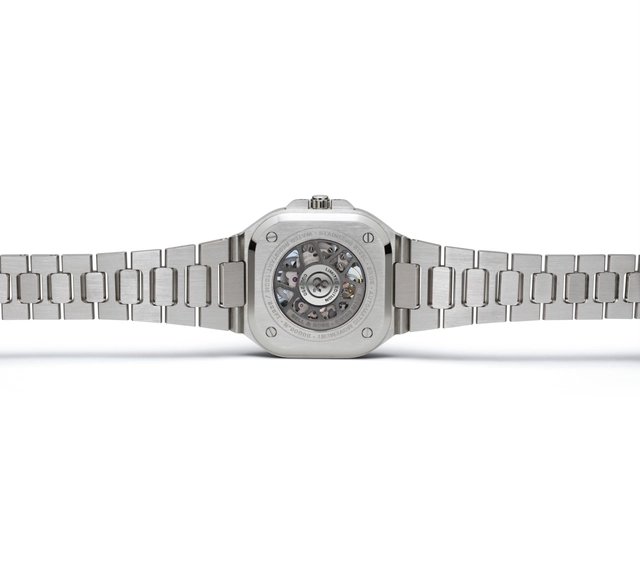Bell & Ross_BR-05-skeleton-Arctic-blue-BACK_1.jpg Bell & Ross_BR-05-skeleton-Arctic-blue-BACK_