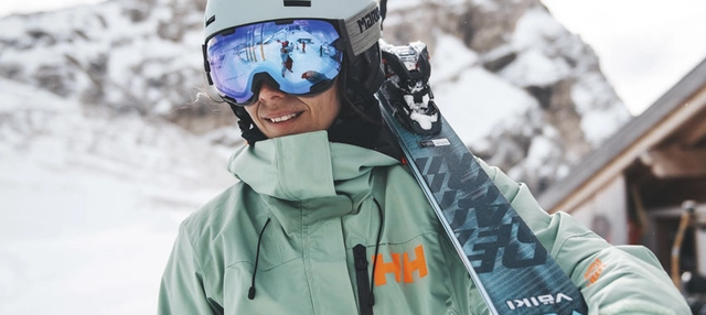 Medizinisches_Augenschutz_Bild1_c-Selina_Kitterle-Alpine_Shooting-Cortina_d´Ampezzo-Nina_Perner.jpg