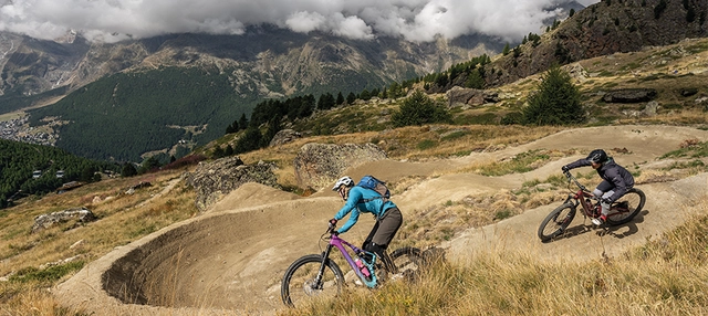 Advertorial_Saas-Fee-Saastal_Bild1_C_SaastalTourismusAGFilmevonDraussenPuzzleMedia.png