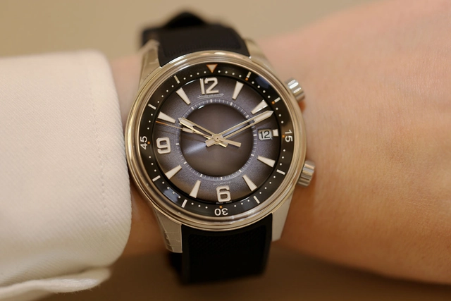 Jaeger-LeCoultre Polaris Date Wristshot