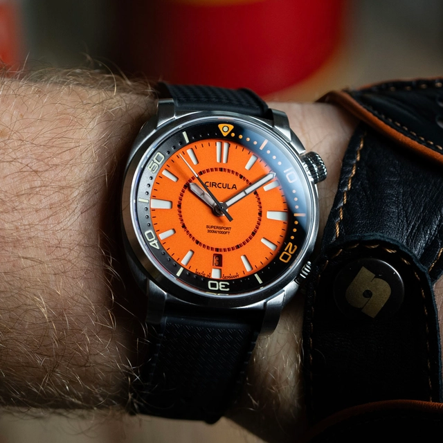 Circula SuperSport orange Wristshot