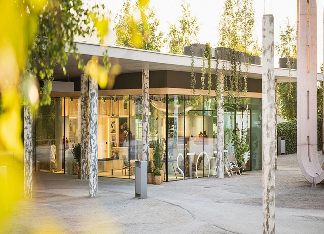 Außenansicht des SWAROVSKI OPTIK Stores in Wattens.