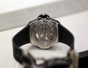 Hublot Big Bang Meca-10 42 mm, Referenz 444.NX.1170.RX