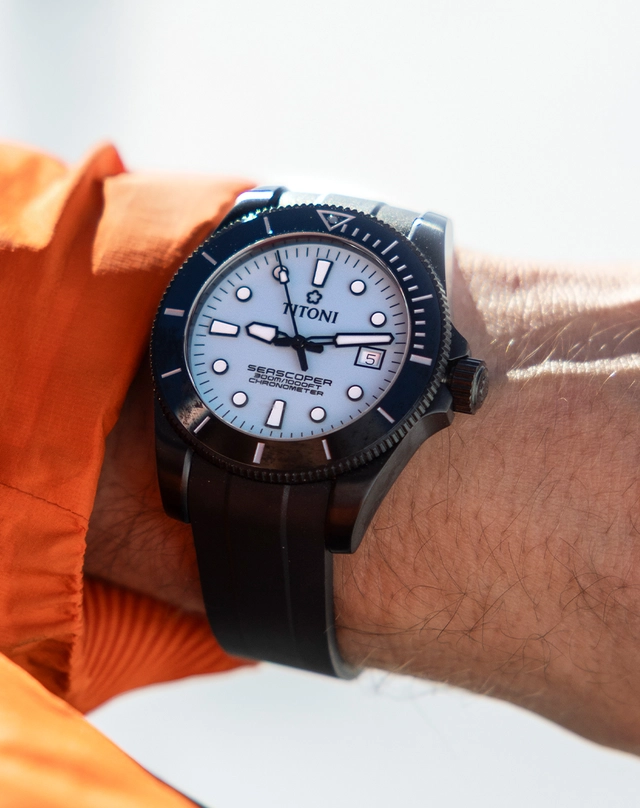 WatchTime-Titoni-Seascoper300IceBlueLimitedEdition-WristHorizontal.jpg Titoni – Seascoper 300 Ice Blue Limited Edition