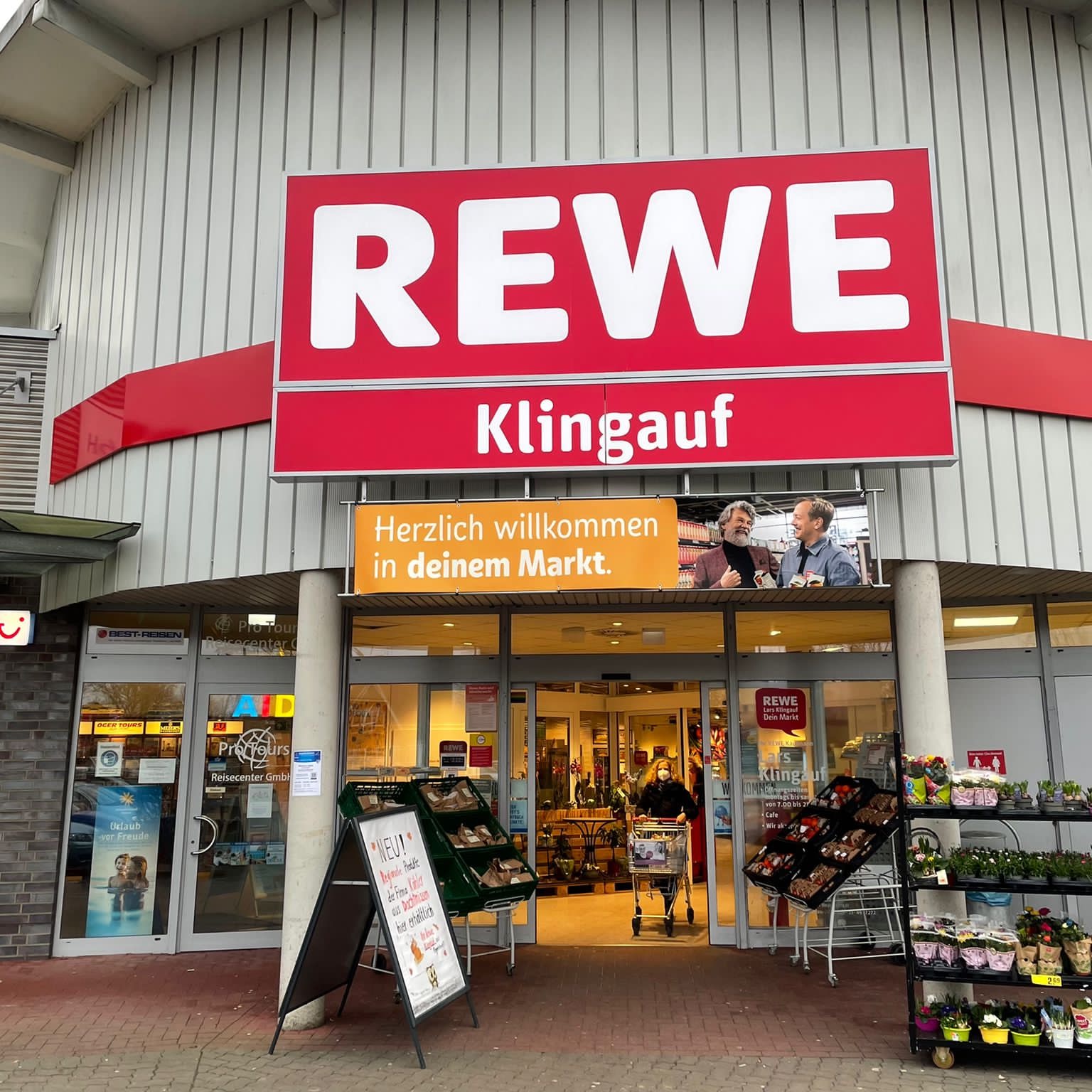 REWE Markt Reppenstedt - Wiesenweg 9