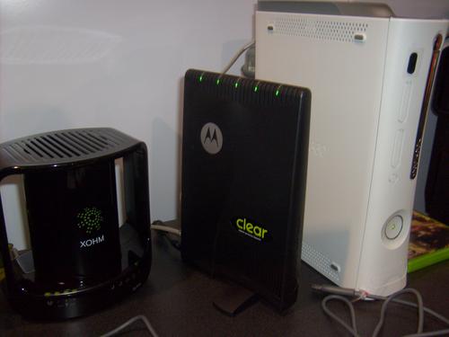 CES: Clearwire Gets a WiFi Ally