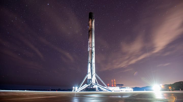 SpaceX Small Cell Plan Serves Up More Musk Madness