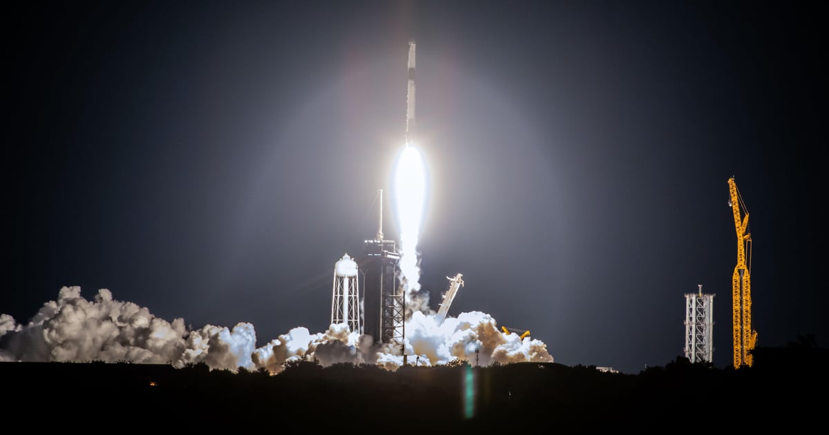 SpaceX fuels mobile ambition with another helping of spectrum
