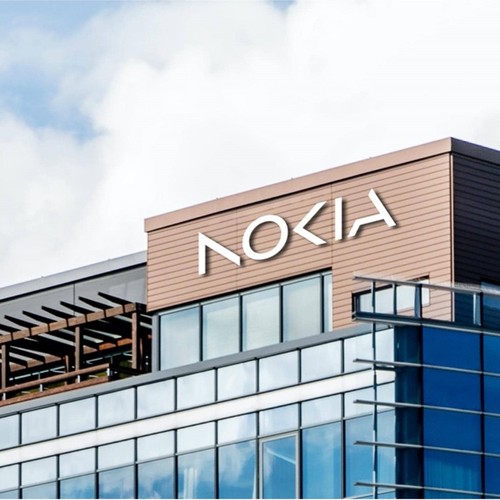 Nokia mobile boss says rival denied chips is 'going backward'
