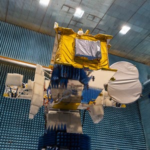 Eutelsat grows satellite wings to Spain, Portugal