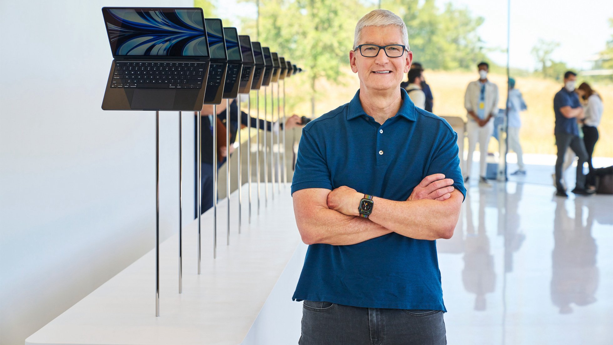 Apple sales drop $4.1B after iPhone market share loss - Vimarsana News