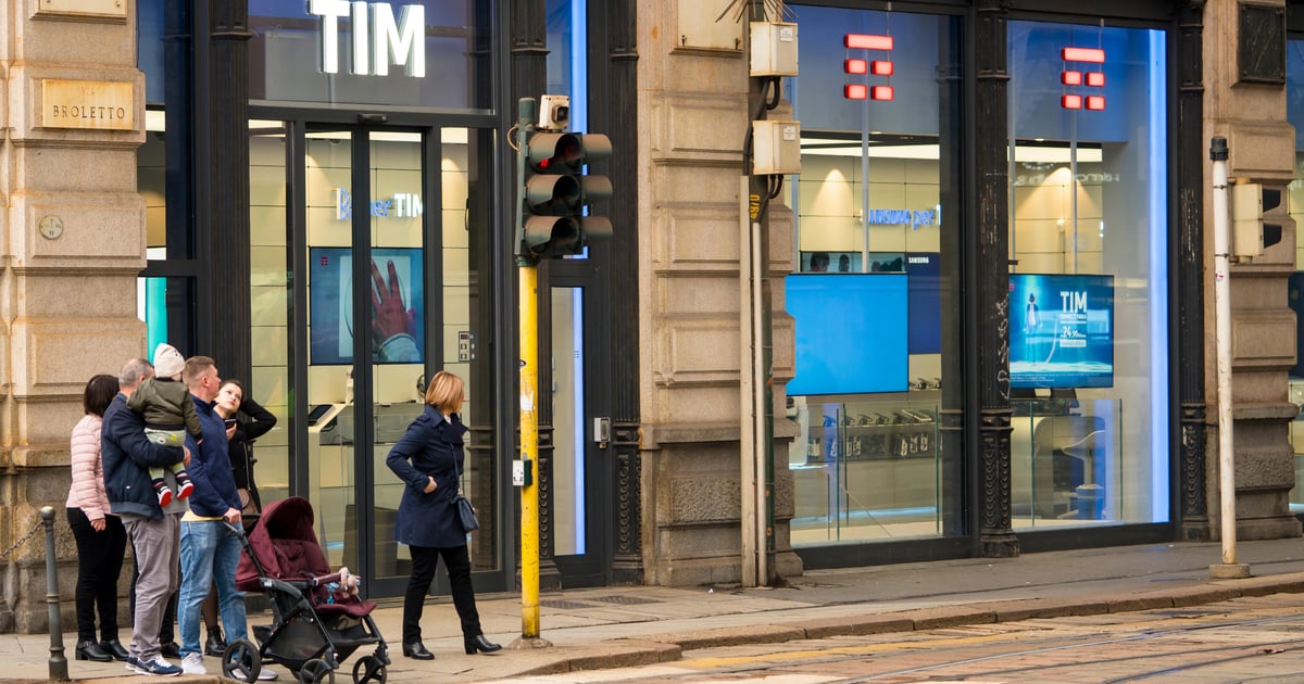 Poste Italiane takeover would speed up TIM's ambitions – CEO