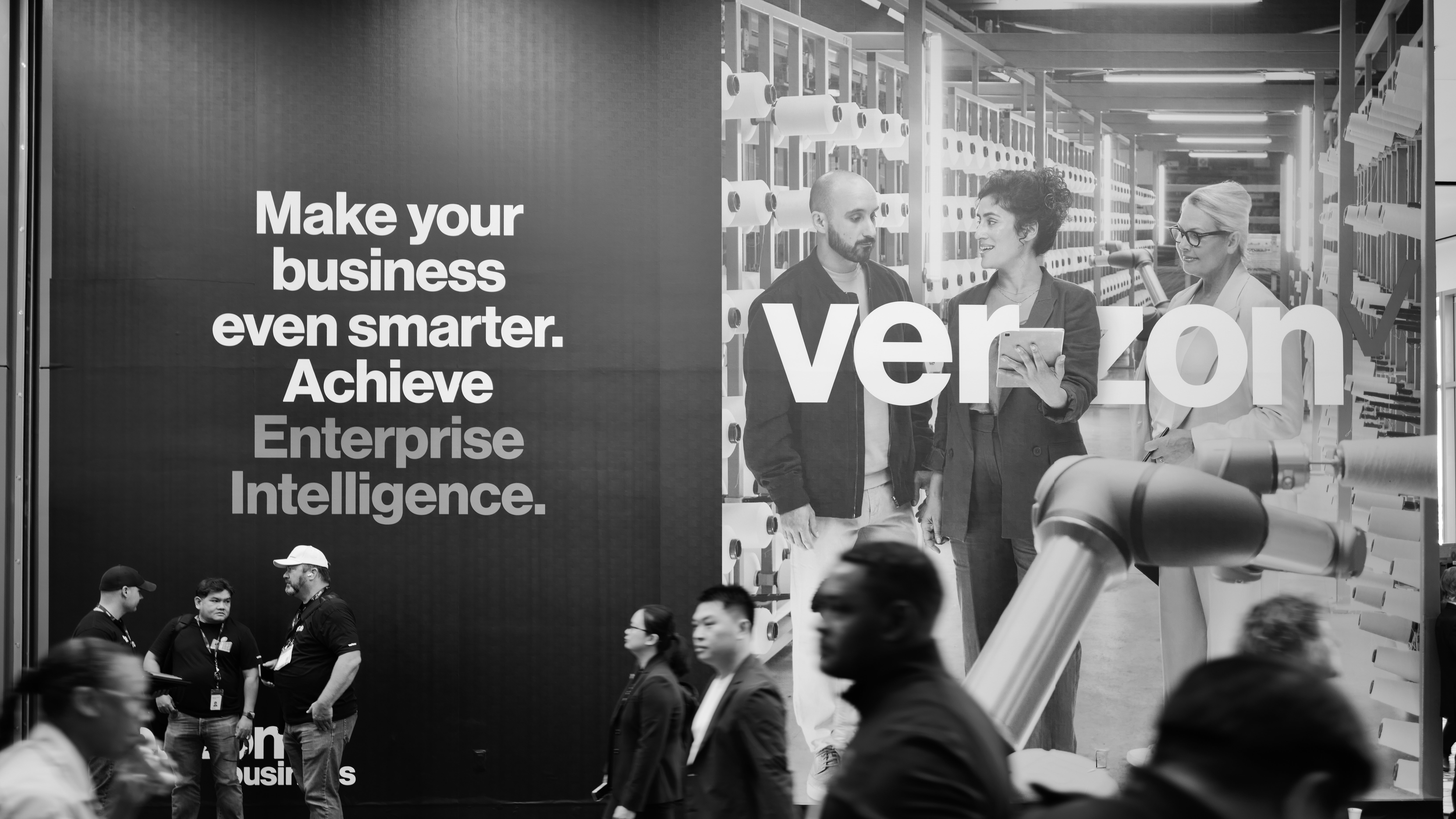 Verizon shows mobile customer gains, promises AI opportunities - Vimarsana News