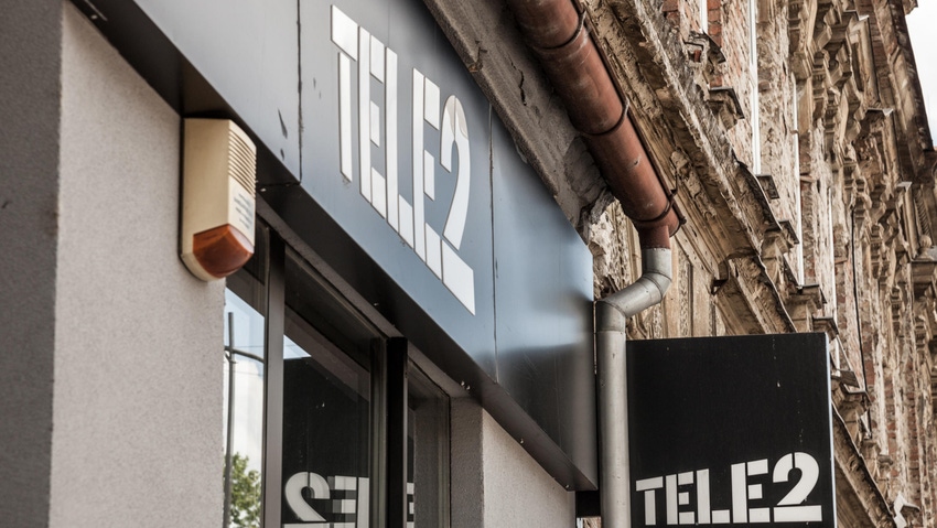 Tele2 shopfront
