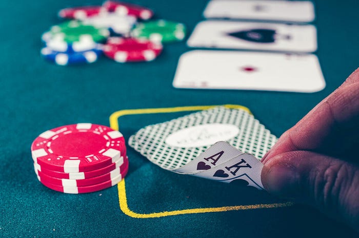 Les jeux son fait: The US decision to ban Chinese chips means Huawei's being forced to gamble on its future. (Source: Michał Parzuchowski on Unsplash)