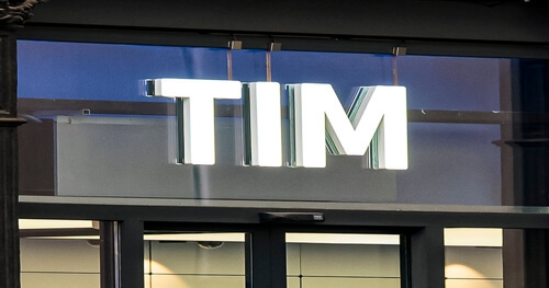 KKR to notify EU of TIM network buyout by end of January