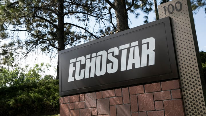 Hughes seeks bankruptcy shelter, as EchoStar sheds subs in Q2