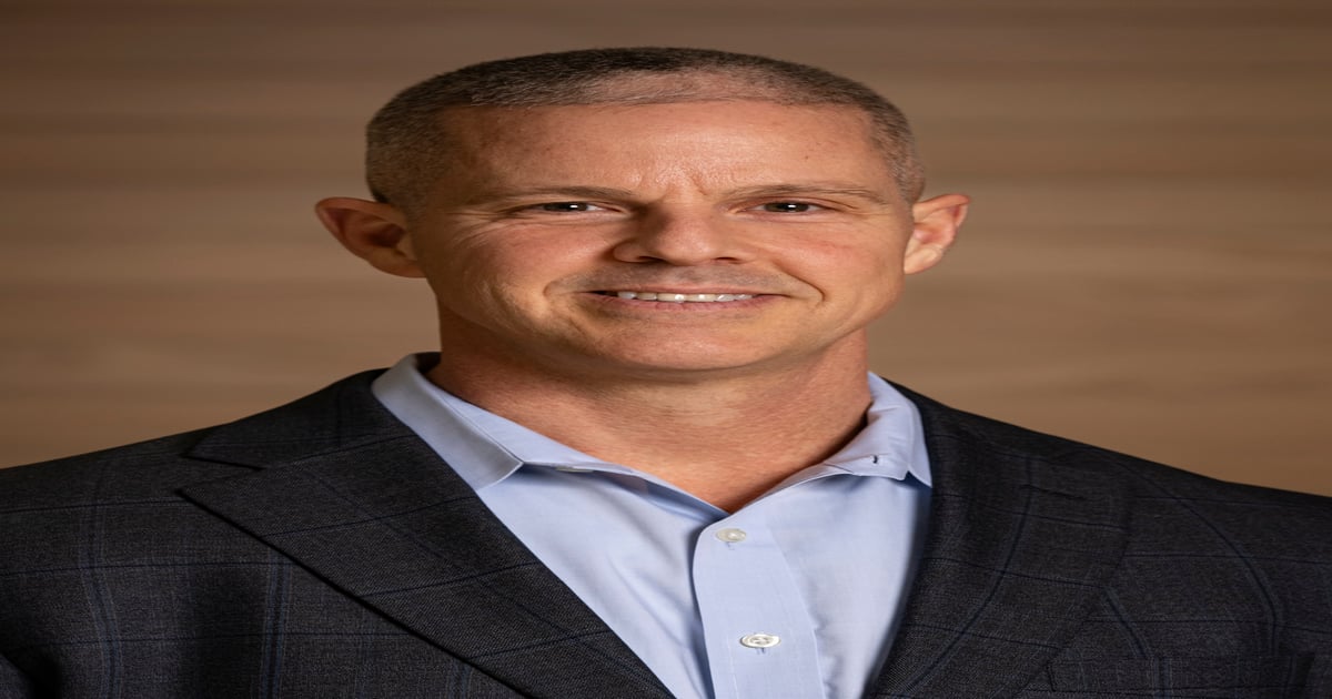 AT&T's networking chief, Chris Sambar, to leave company
