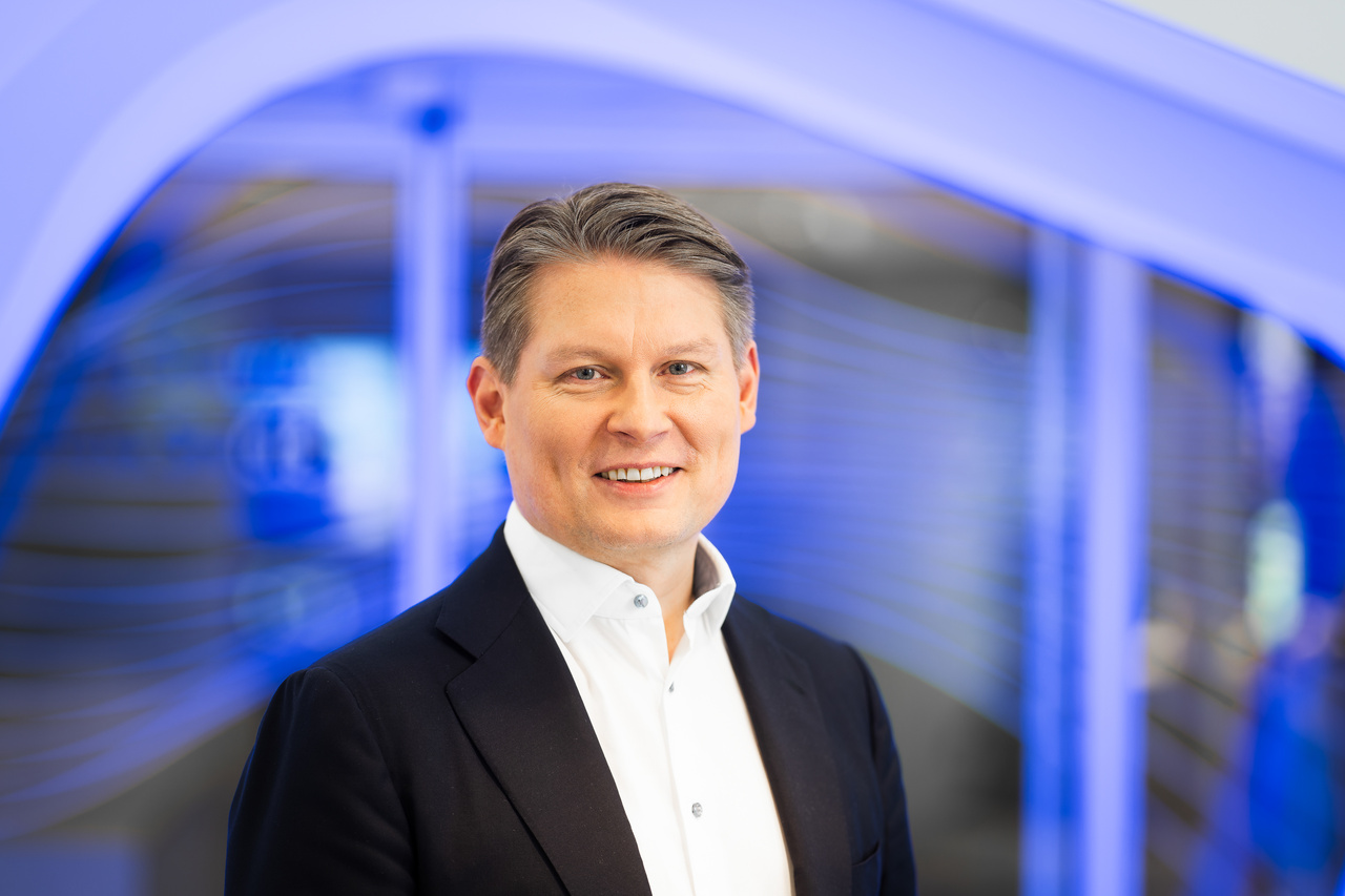 Topi Software Elisa bets on software and AI to accelerate growth