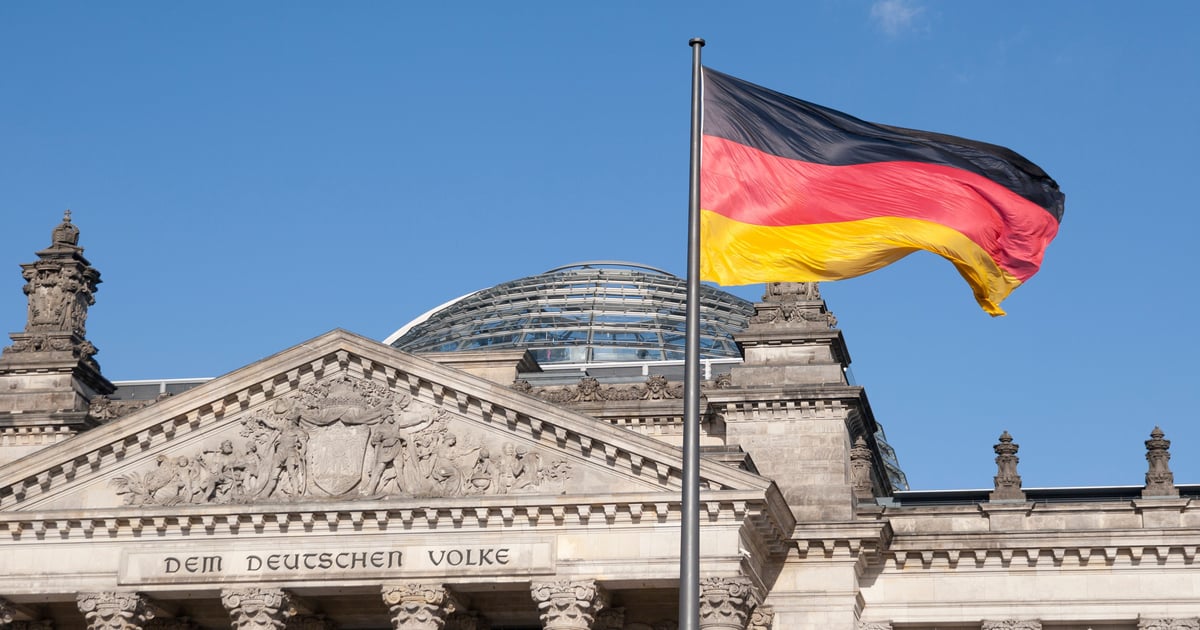 Eurobites: The slow death of SMS speeds up in Germany