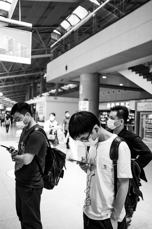 EE, Vodafone have the best UK mobile game networks study